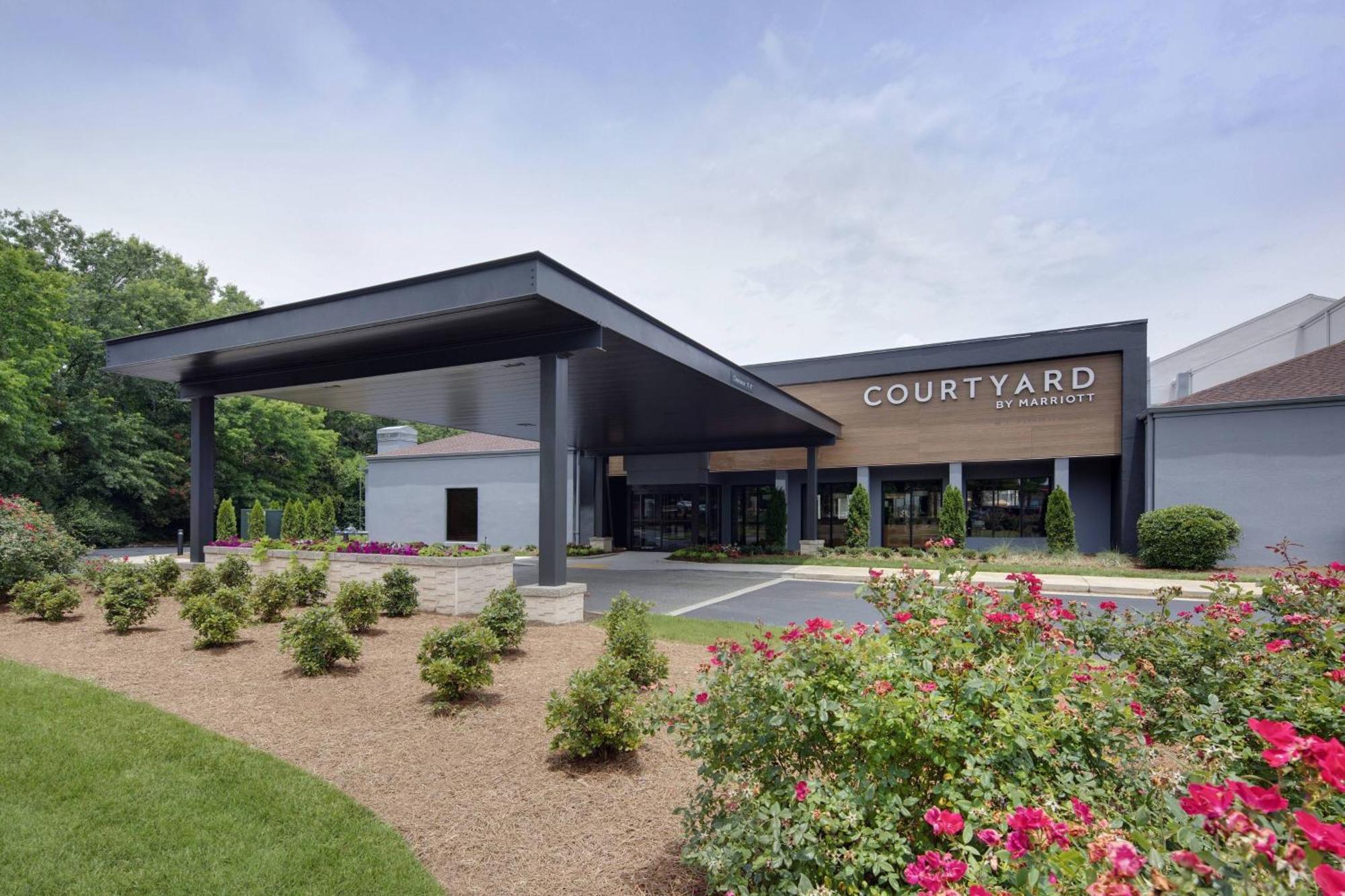 Courtyard Atlanta Marietta/I-75 North Hotel Exterior photo